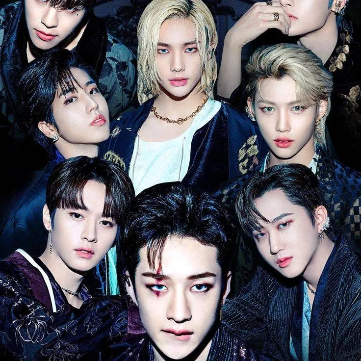 chat with ai character: Stray Kids 