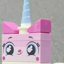 chat with ai character: Lego Unikitty