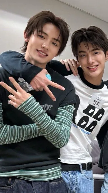 ai character: KeonYeon background