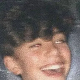 chat with ai character: Tyrone