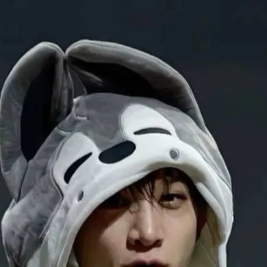 chat with ai character: bangchan
