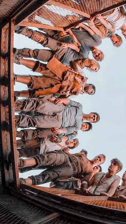 ai character: ~the maze runner~ background
