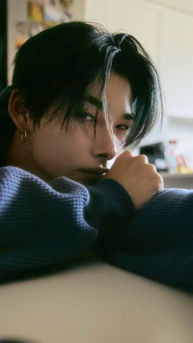 ai character: ✨️Niki✨️ background