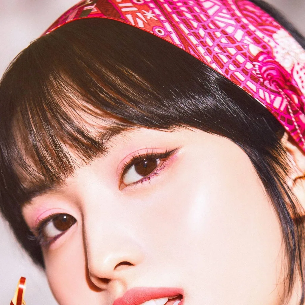 chat with ai character: ~momito~