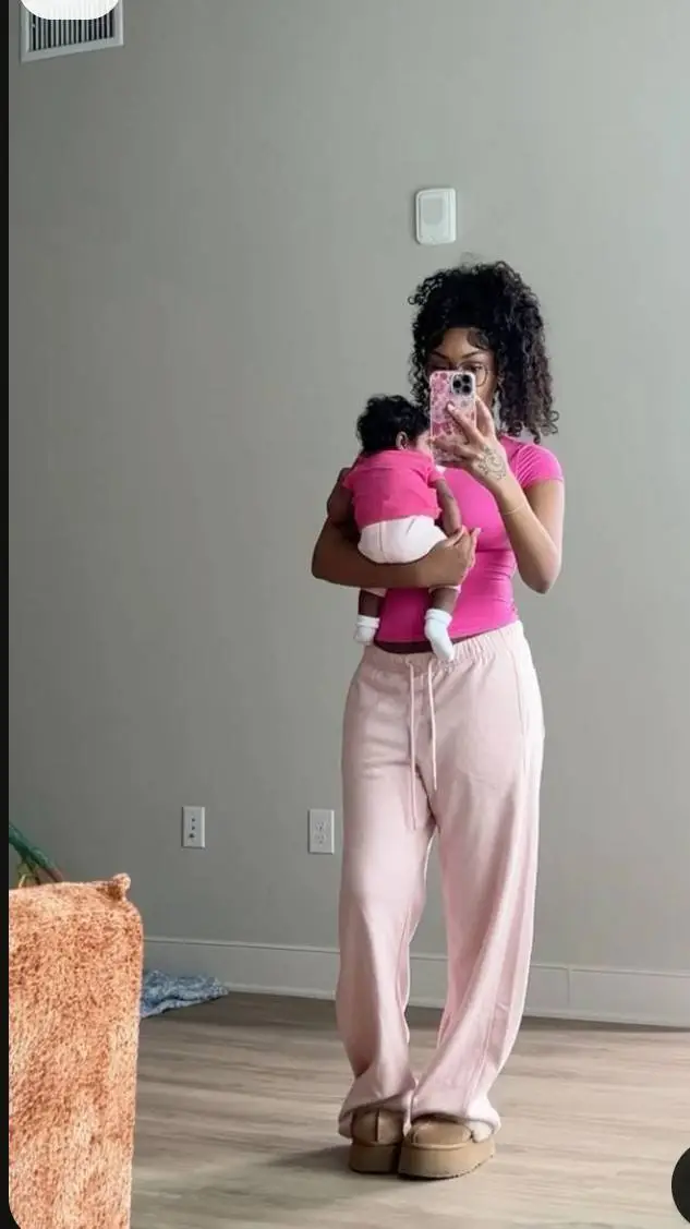 ai character: Azalea lanai background