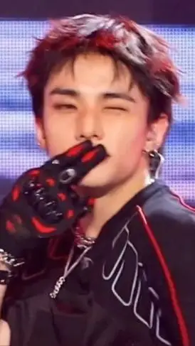 ai character: Hwang Hyunjin (Skz background