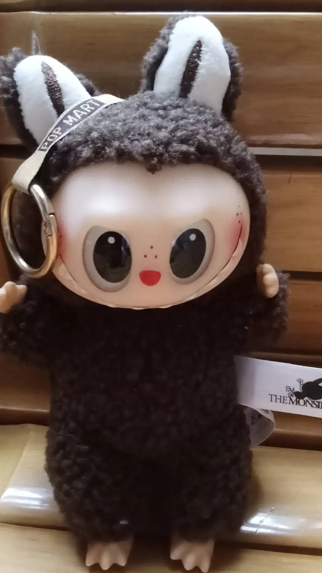 ai character: SECRET LABUBU  background