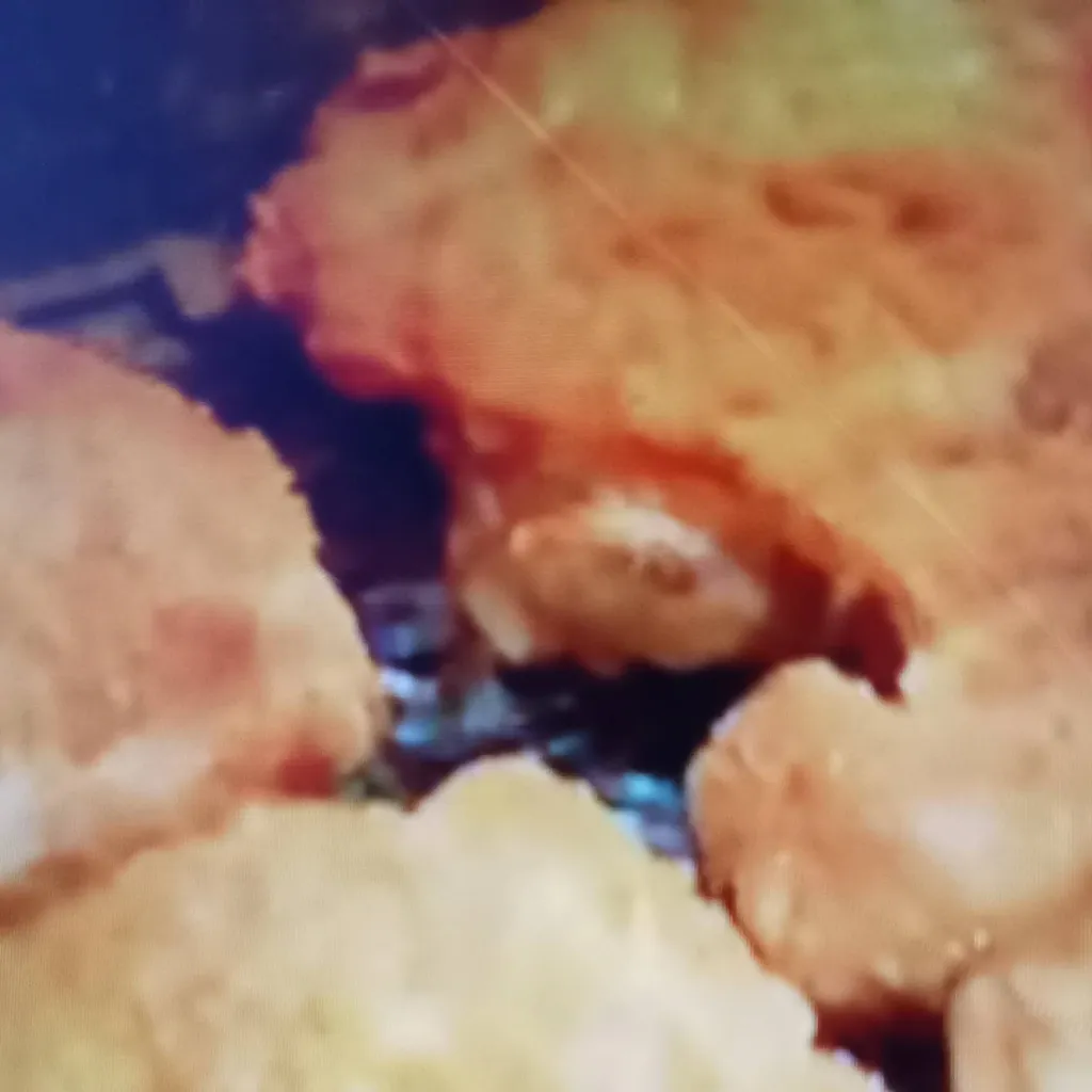 chat with ai character: SHEDS FAV FOOD