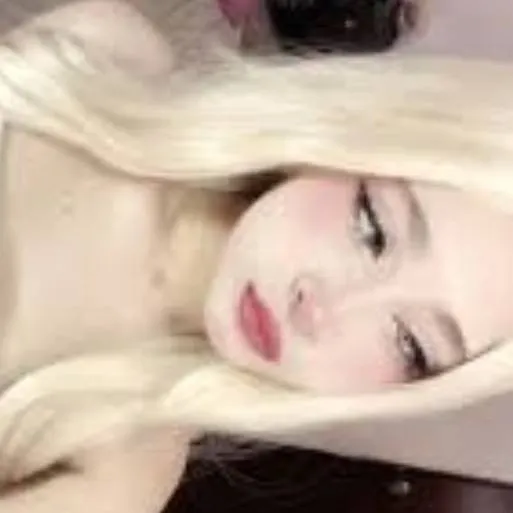 chat with ai character: miry