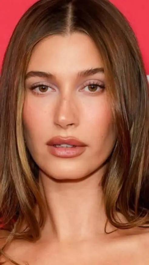 Talkie AI - Chat with Hailey Baldwin 