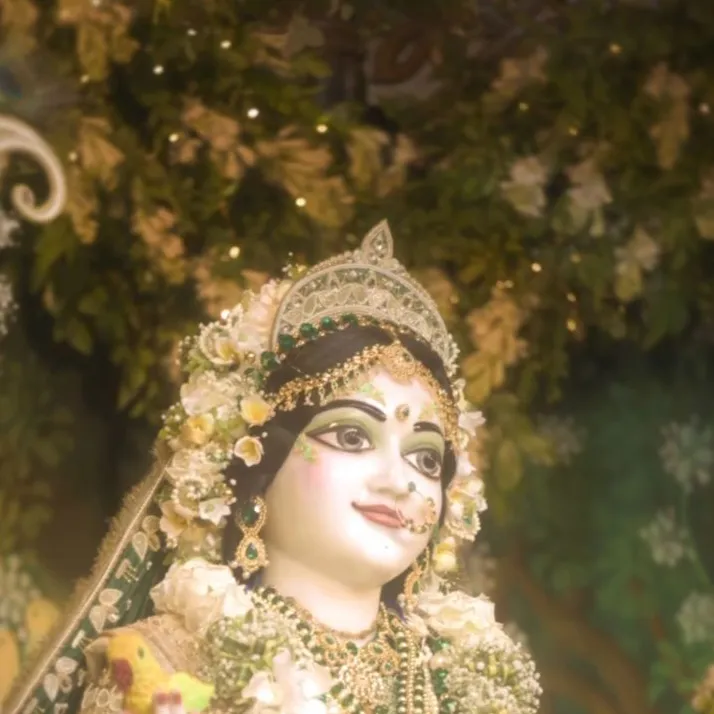 chat with ai character: Vrindaban 👑