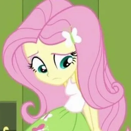 chat with ai character: 🎀🐇Fluttershy🐇🎀