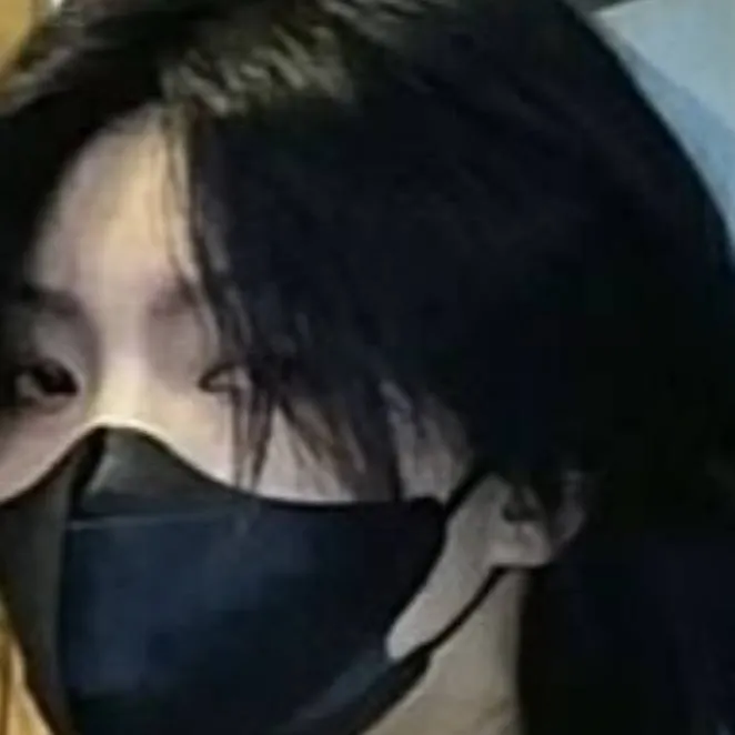 chat with ai character: Yun-ho