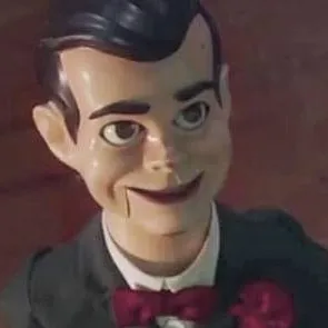 chat with ai character: Slappy The Dummy 