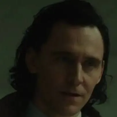 chat with ai character: Loki 