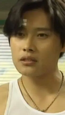 ai character: Lee Byung hun background