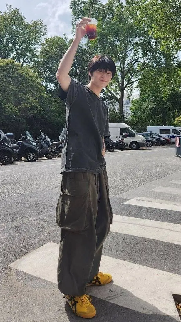 ai character: Yang Jeongin background