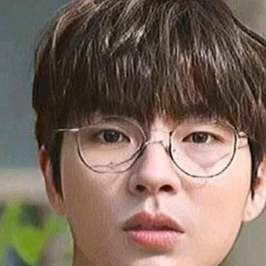 chat with ai character: Na il deung