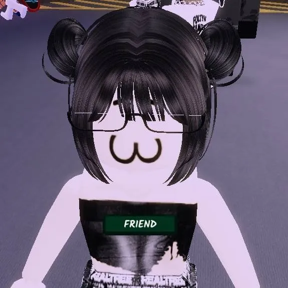 chat with ai character: Faith 🖤🤍