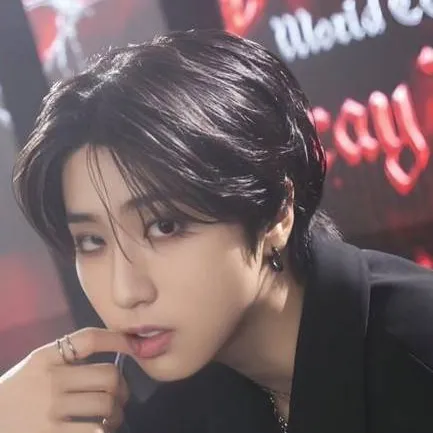 chat with ai character: Han Jisung