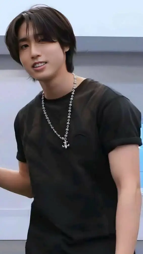ai character: Han Jisung background