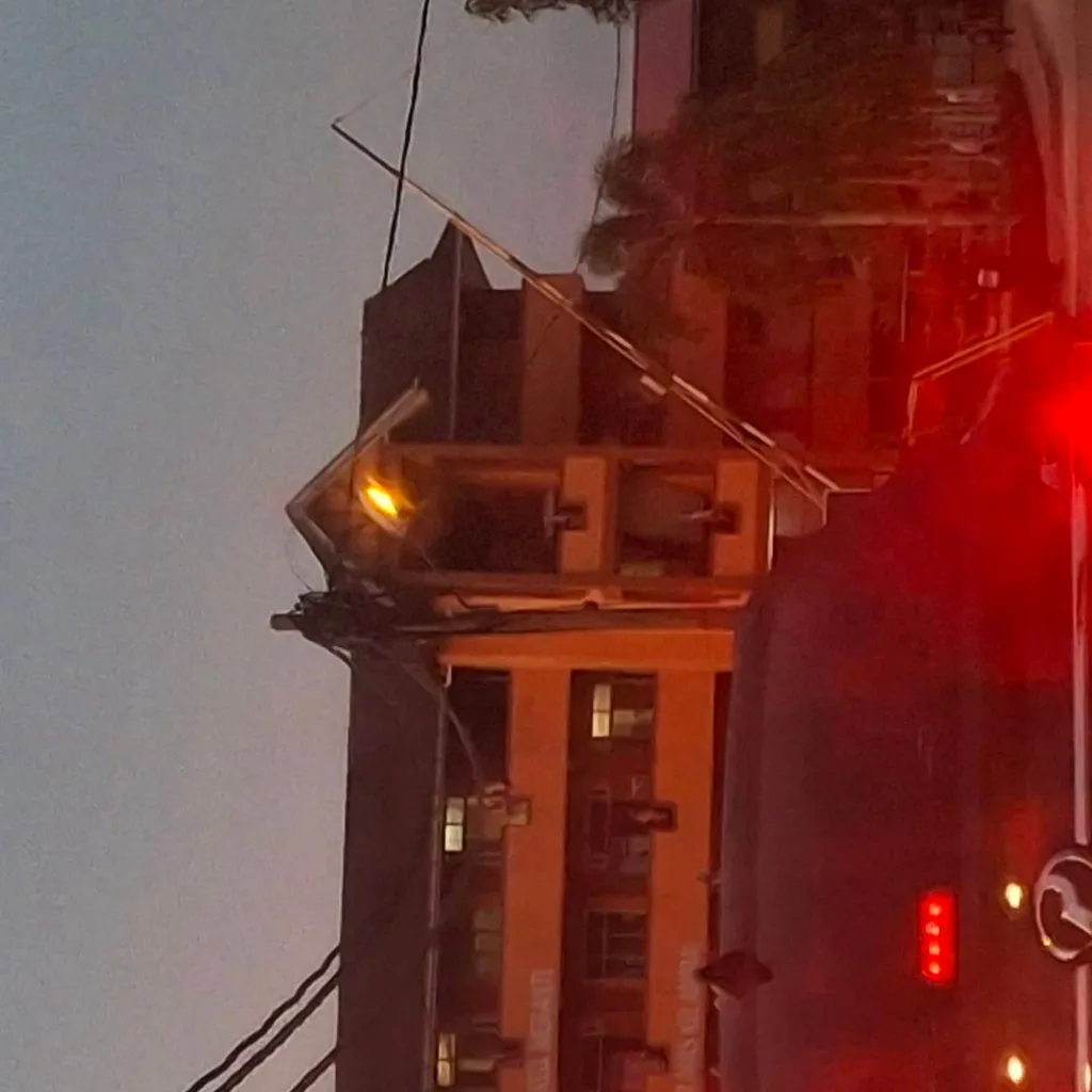 chat with ai character: Sk meranti