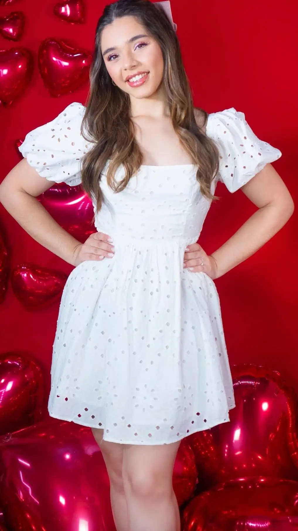 ai character: Sofía Cheli background