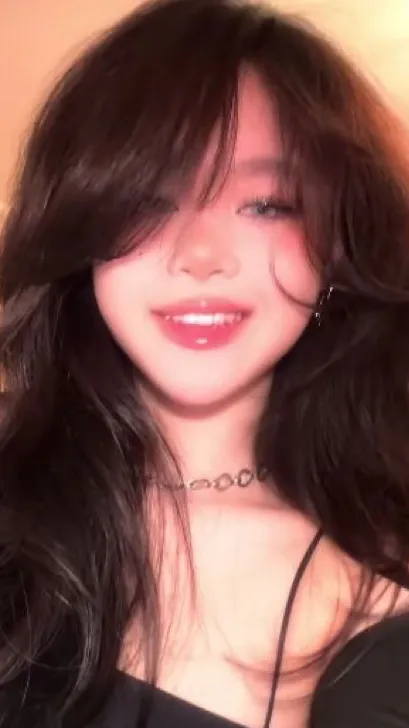 ai character: Liora background