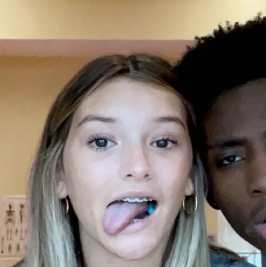 chat with ai character: Bailee Brooke