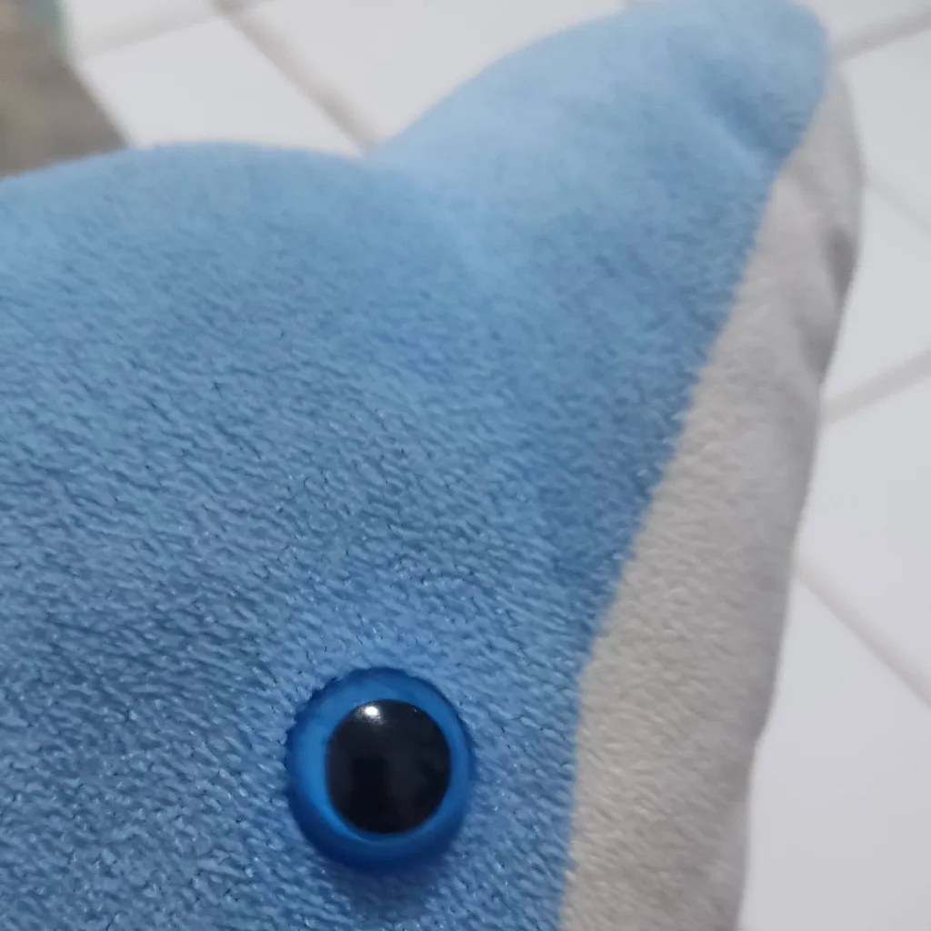 chat with ai character: Delphino 