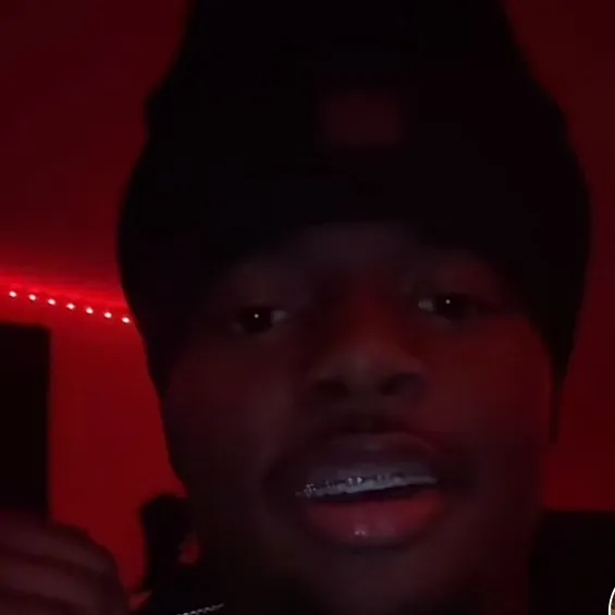 chat with ai character: Kj 