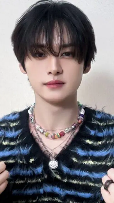 ai character: Minho background