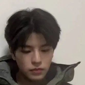 chat with ai character: Seungmin