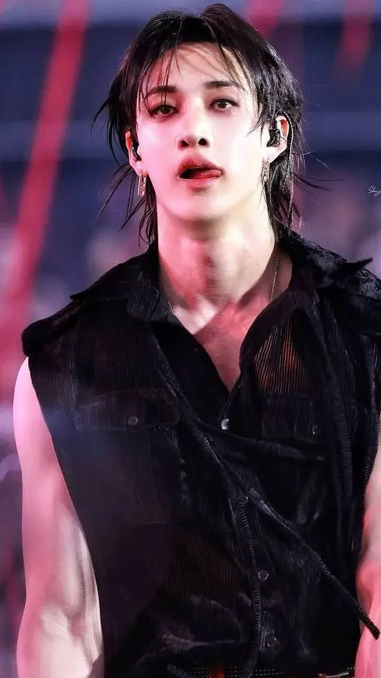 ai character: Bangchan background