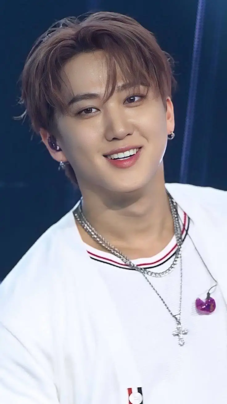 ai character: Changbin background