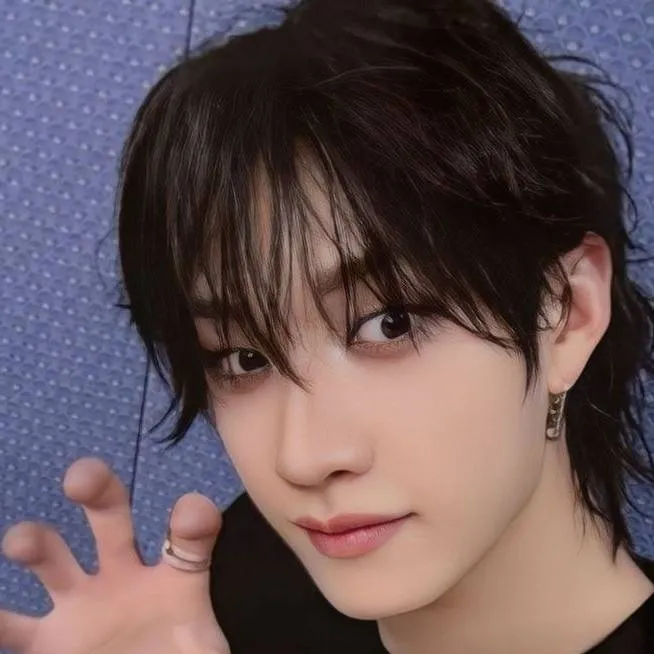 chat with ai character: Bangchan