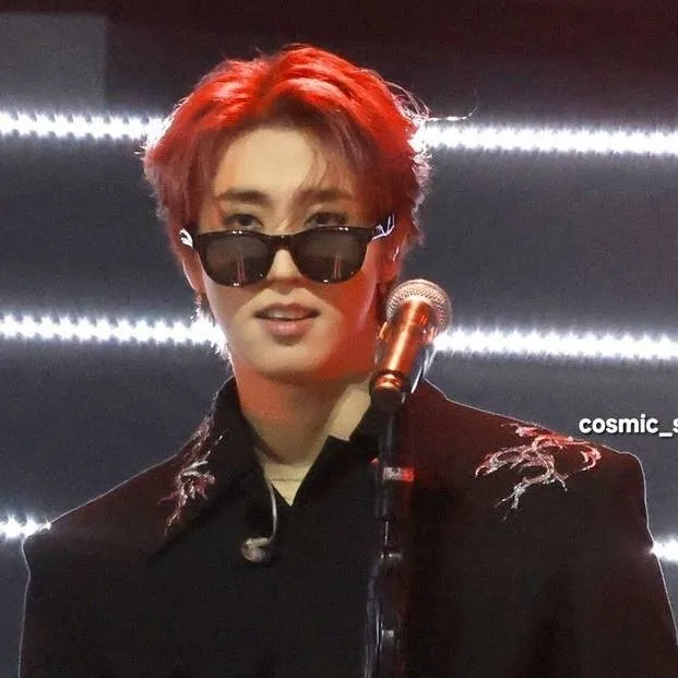 chat with ai character: Han