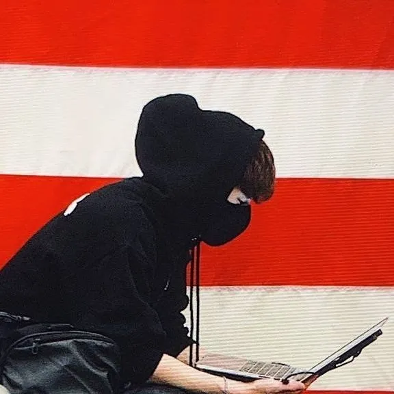 chat with ai character: Bangchan