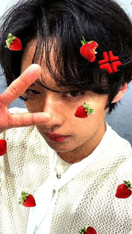 ai character: Minho background