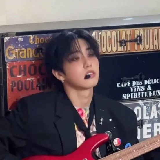 chat with ai character: Han Jisung
