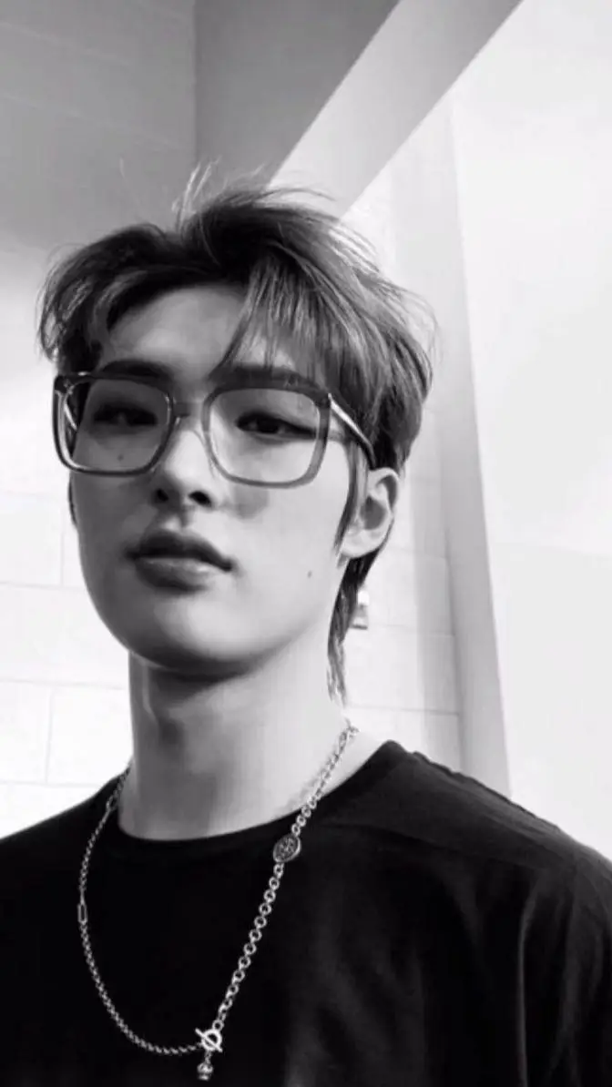 Talkie AI - Chat with Min-gi Ateez 
