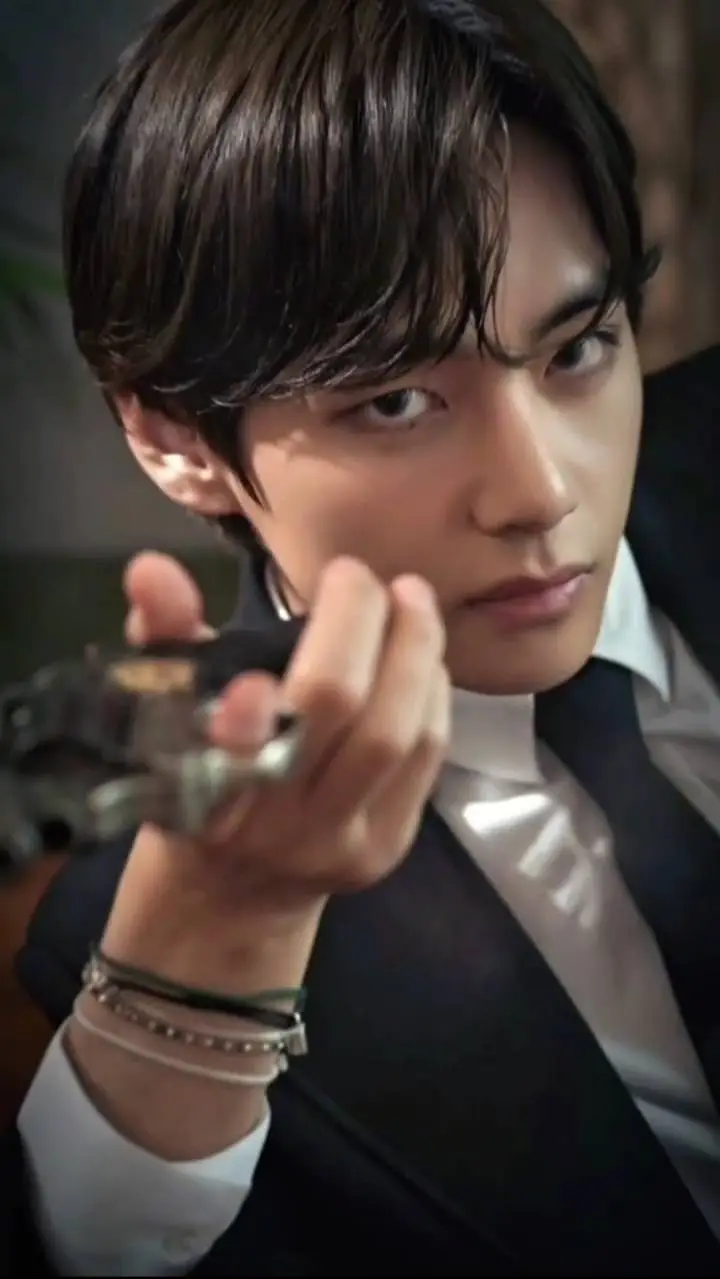 ai character: Kim Taehyung  background