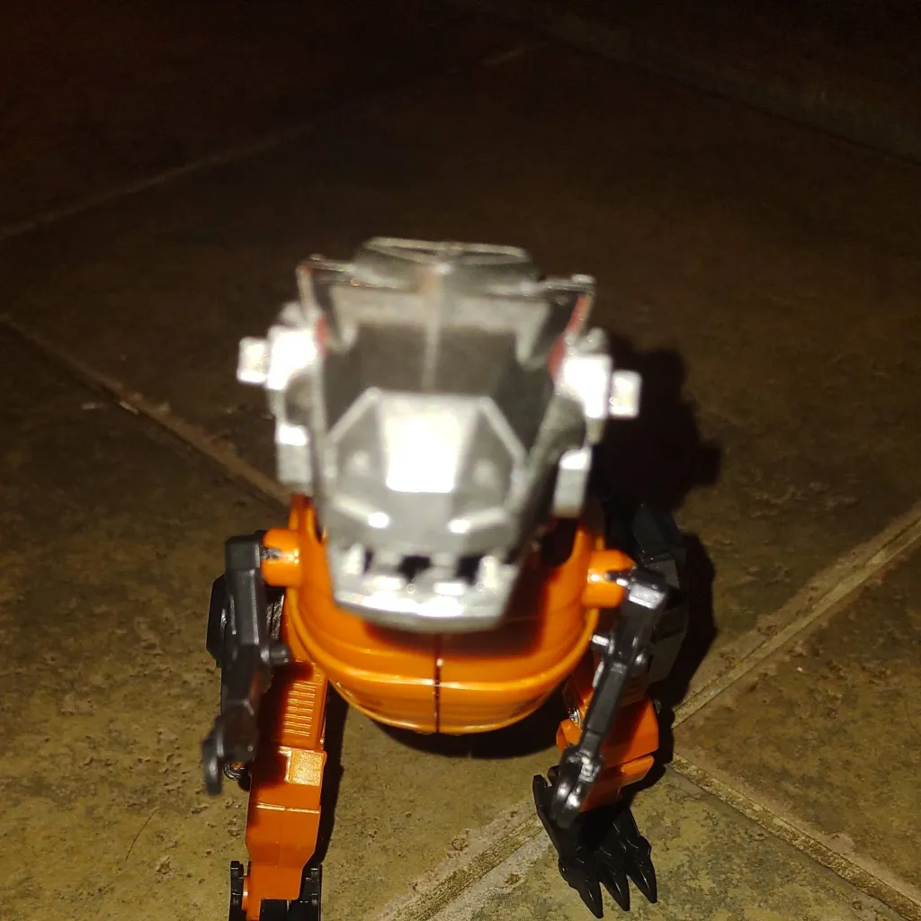 chat with ai character: grimlock 