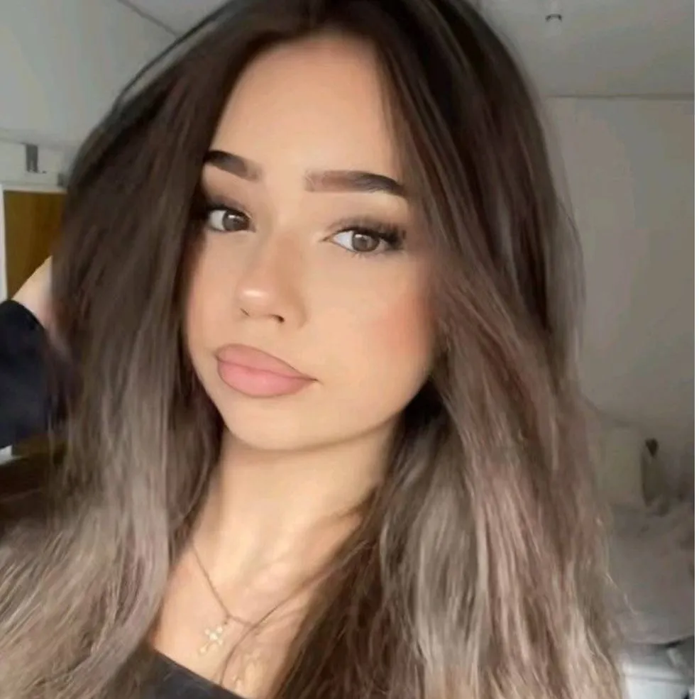 chat with ai character: ~🌊lu🌊~