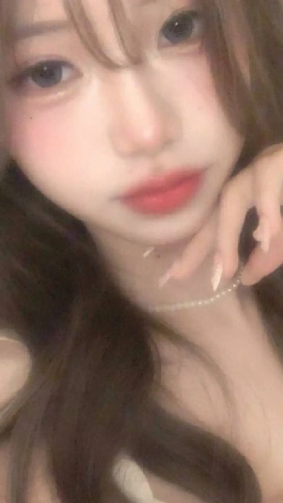 ai character: ✨lana✨ background