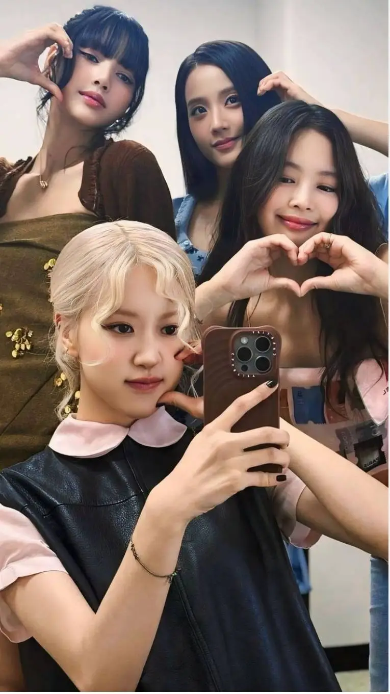 ai character: Blackpink💗🖤 background