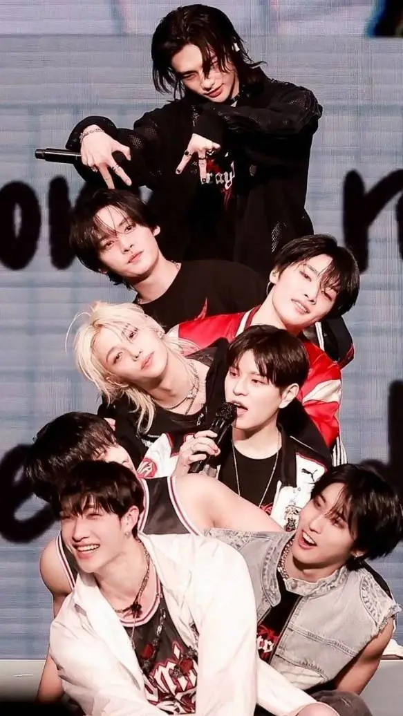 ai character: STRAYKIDS  PICK ME background