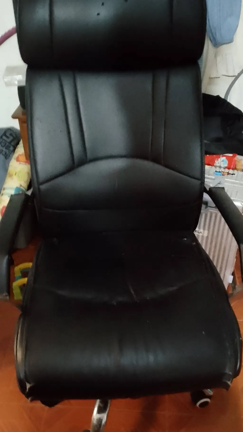 ai character: chairenger background