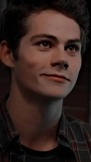 ai character: Stiles 💛  background