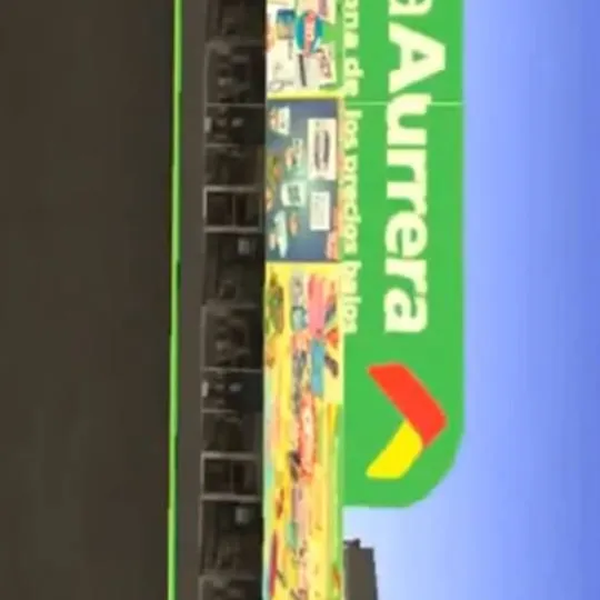 chat with ai character: bodega o regala